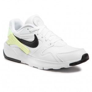 EUC Nike LD Victory Shoes *RARE COLOR* Size 8